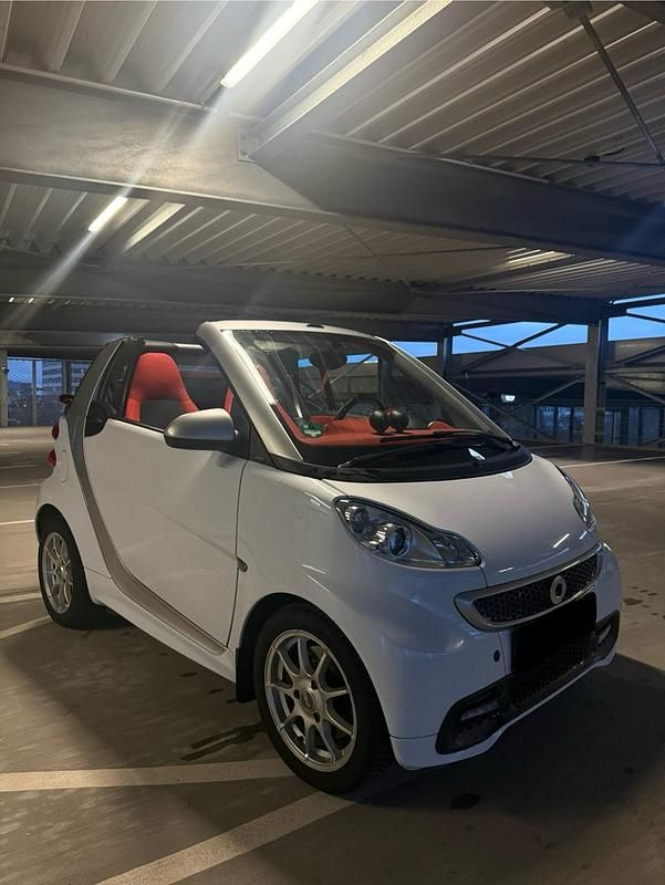 Gebraucht Smart ForTwo Cabrio Passion 75 PS (55 kW) 2014 Weiß Cabrio