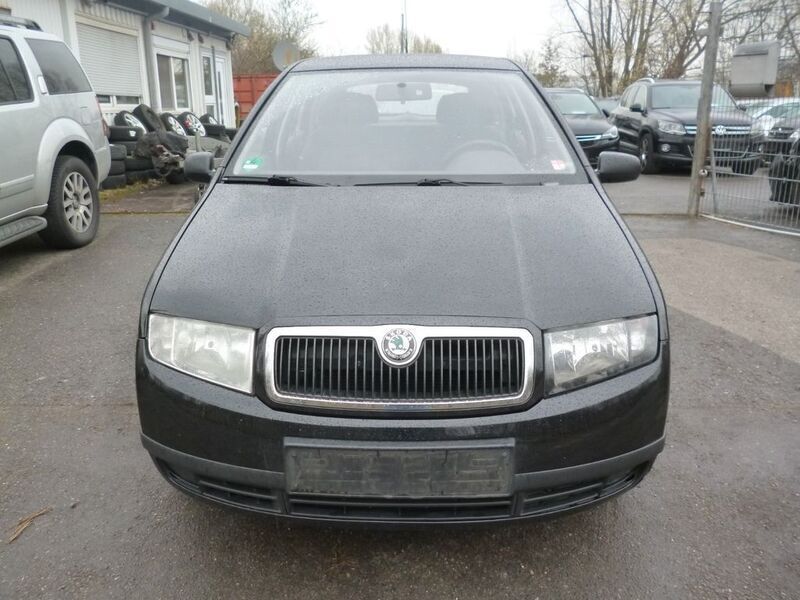 Schwarz Gebraucht 2004 Skoda Fabia Classic Kombi | 950 € (Guter Preis) - Bild 1/4
