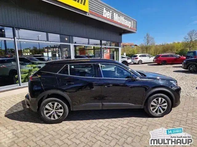 Gebraucht Peugeot 2008 Active 101 PS (74 kW) 2022 Schwarz perla nera metallic SUV