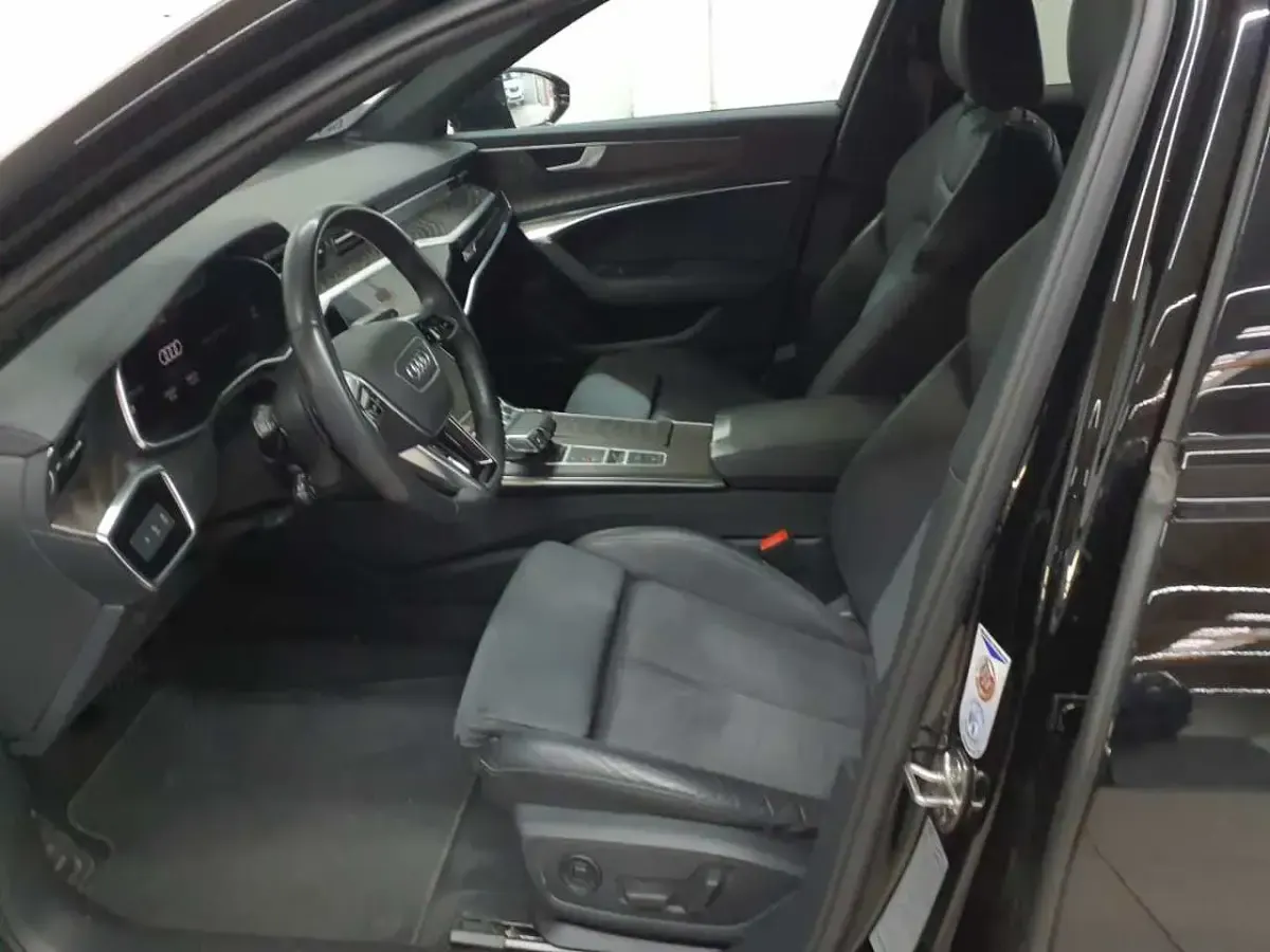 Gebraucht Audi A6 Sport 204 PS (150 kW) 2022 Brillantschwarz Kombi