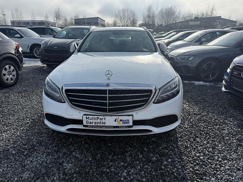 Gebraucht Mercedes C200 160 PS (117 kW) 2020 Weiß Kombi