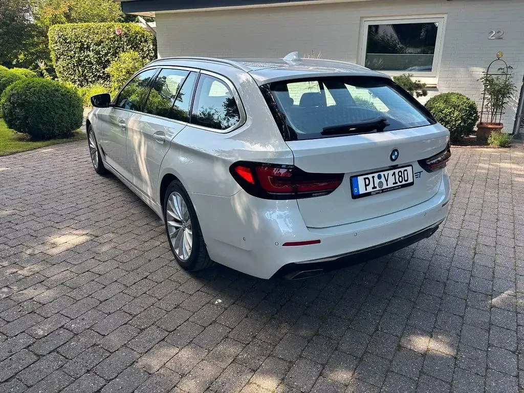 Gebraucht BMW 530 Luxury Line 286 PS (210 kW) 2021 Weiß Kombi