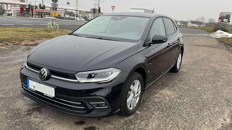 Gebraucht VW Polo Style 110 PS (80 kW) 2023 Schwarz Kleinwagen