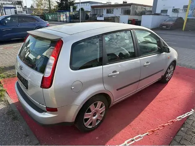 Gebraucht Ford Focus Trend 116 PS (85 kW) 2005 Van / Kleinbus