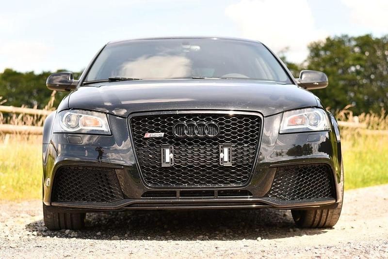 Gebraucht Audi RS3 Sport 340 PS (250 kW) 2011 Schwarz Limousine