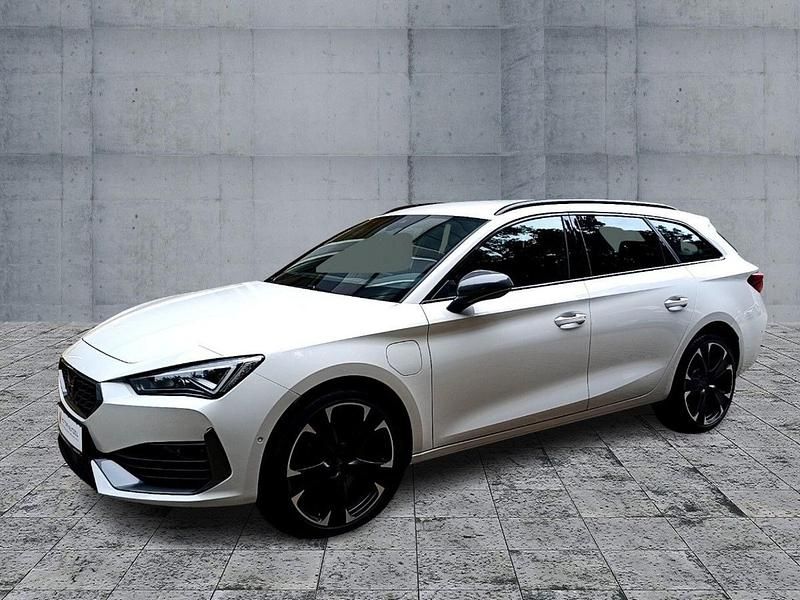 Gebraucht Cupra Leon VZ 245 PS (180 kW) 2021 Weiß Kombi