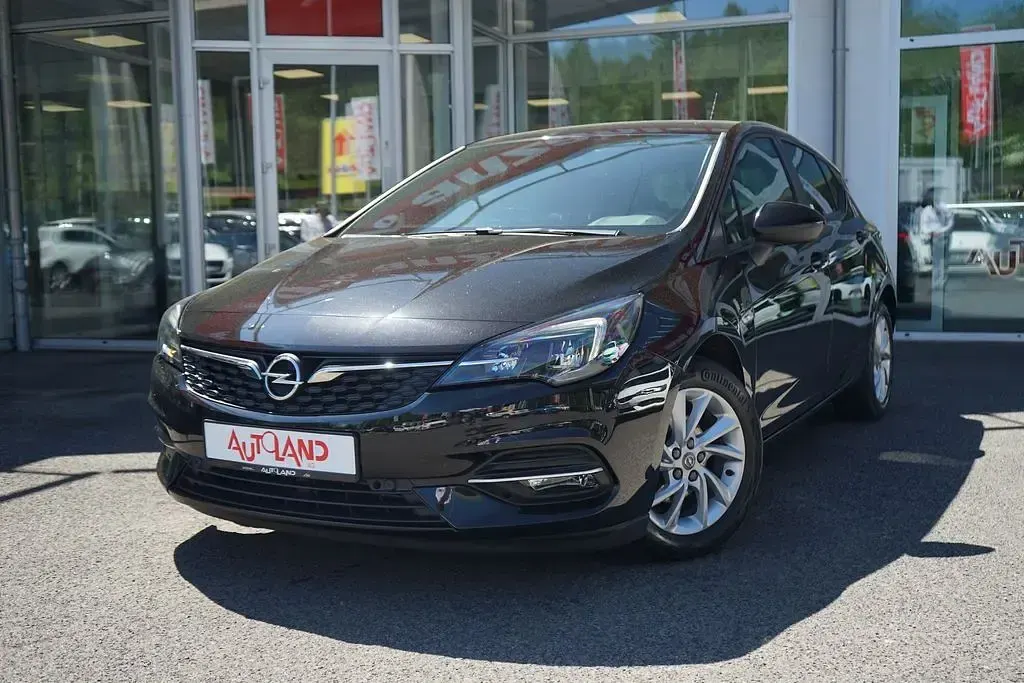 Gebraucht Opel Astra Edition 110 PS (80 kW) 2020 Onyx schwarz metallic Limousine