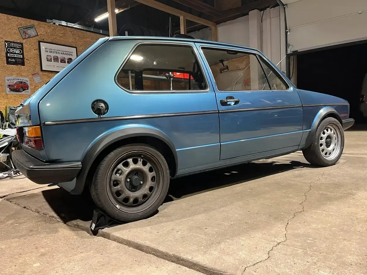 Gebraucht VW Golf I 113 PS (83 kW) 1981 Blau Kleinwagen