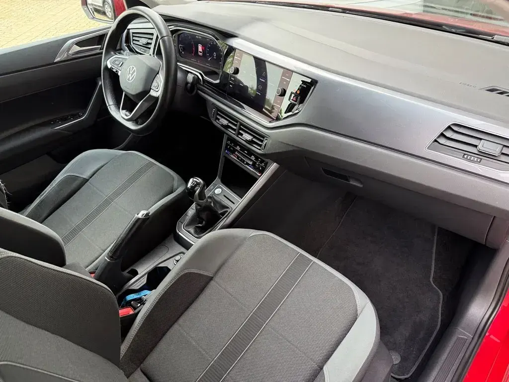 Gebraucht VW Polo Style 95 PS (69 kW) 2023 Kings red Kleinwagen