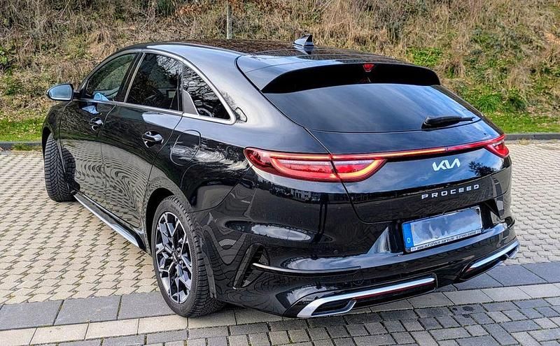 Gebraucht Kia ProCeed GT-Line 160 PS (117 kW) 2022 Schwarz Kombi