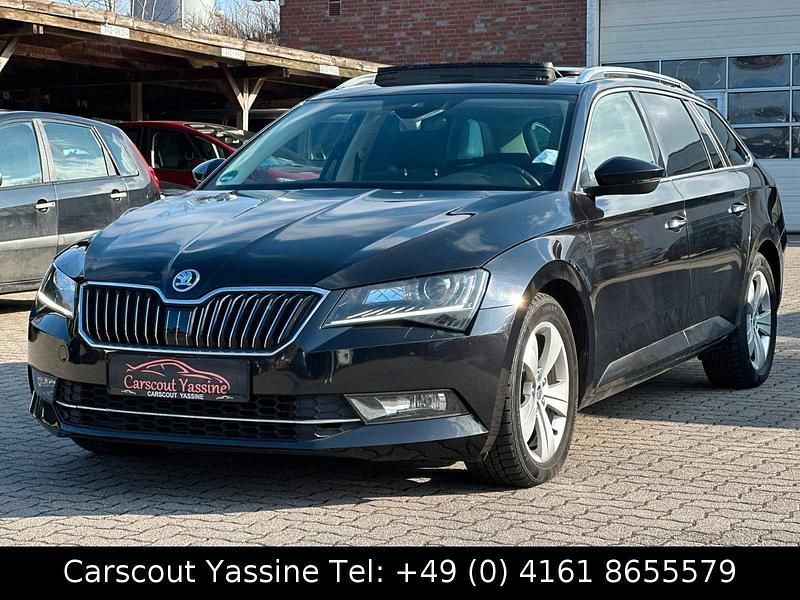 Gebraucht Skoda Superb Style 150 PS (110 kW) 2018 Schwarz Kombi
