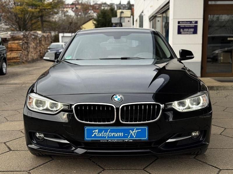 Gebraucht BMW 325 Sport Line 218 PS (160 kW) 2014 Schwarz Limousine