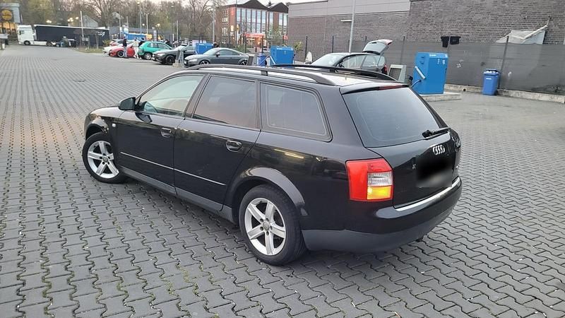 Gebraucht Audi A4 131 PS (96 kW) 2003 Schwarz Limousine