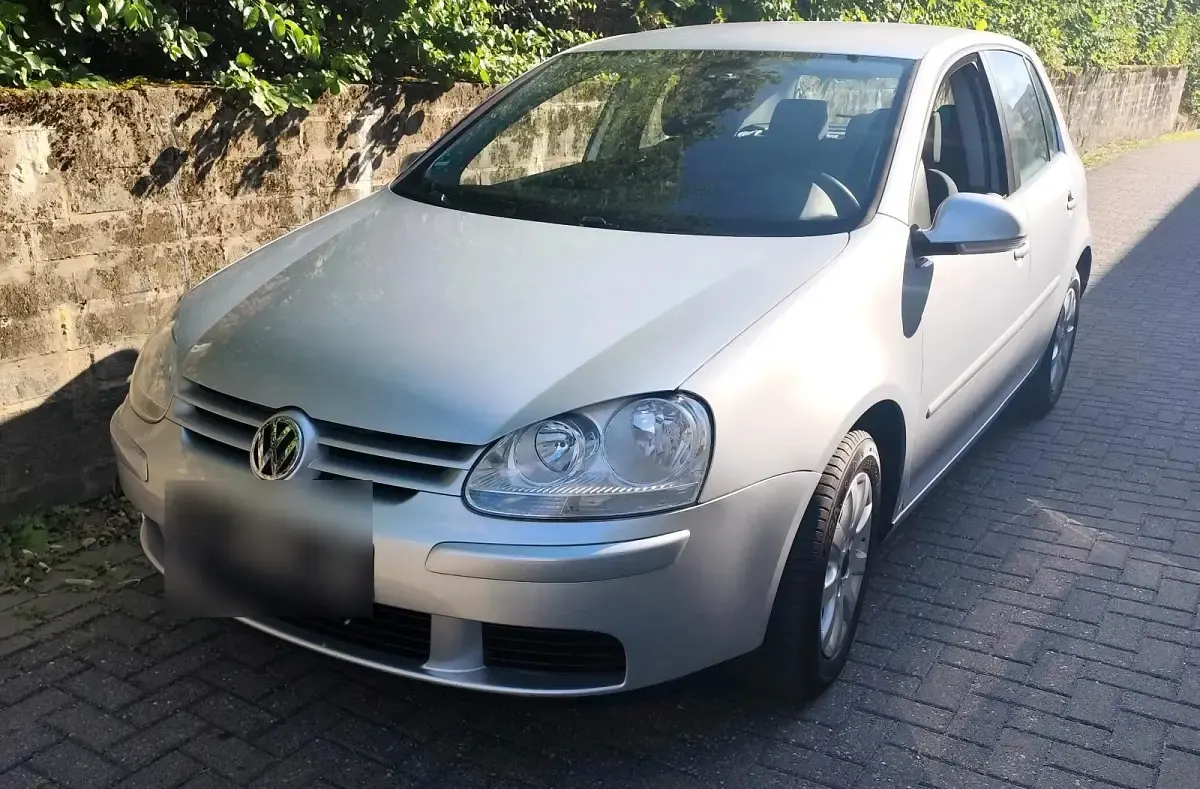 Gebraucht VW Golf IV 102 PS (75 kW) 2006 Silber Kleinwagen