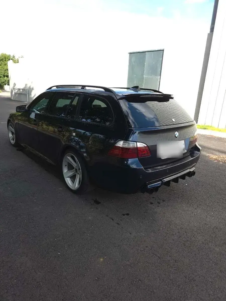 Gebraucht BMW 530 M Sport 235 PS (172 kW) 2008 Blau Kombi