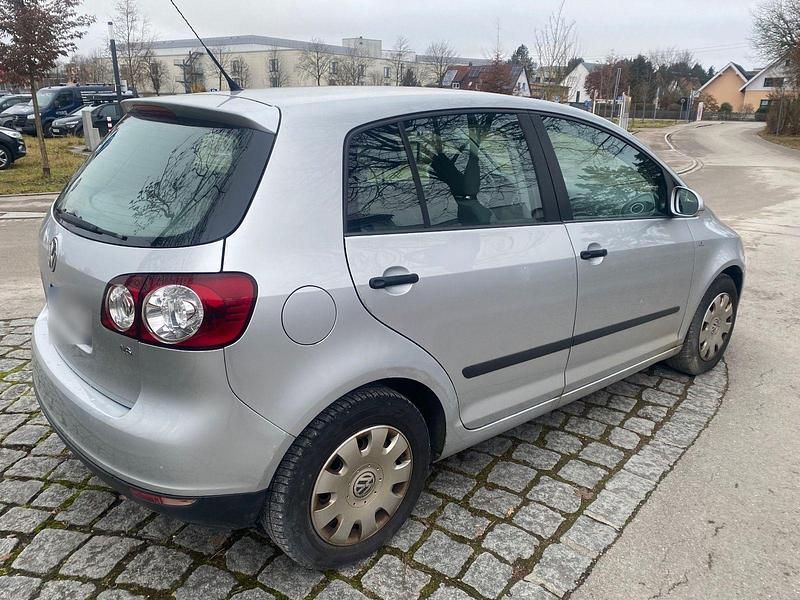 Gebraucht VW Golf IV Trendline 102 PS (75 kW) 2005 Grau Kleinwagen