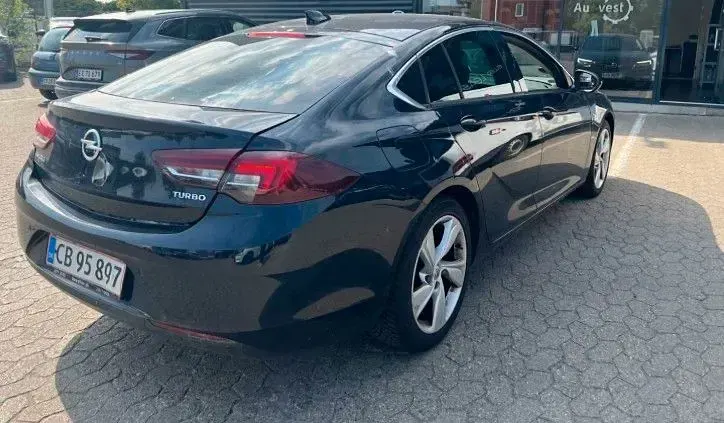 Gebraucht Opel Insignia Dynamic 165 PS (121 kW) 2017 Blau Limousine