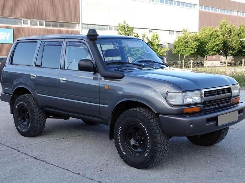 Grau Gebraucht 1996 Toyota Land Cruiser SUV | 27.500 € - Bild 1/4