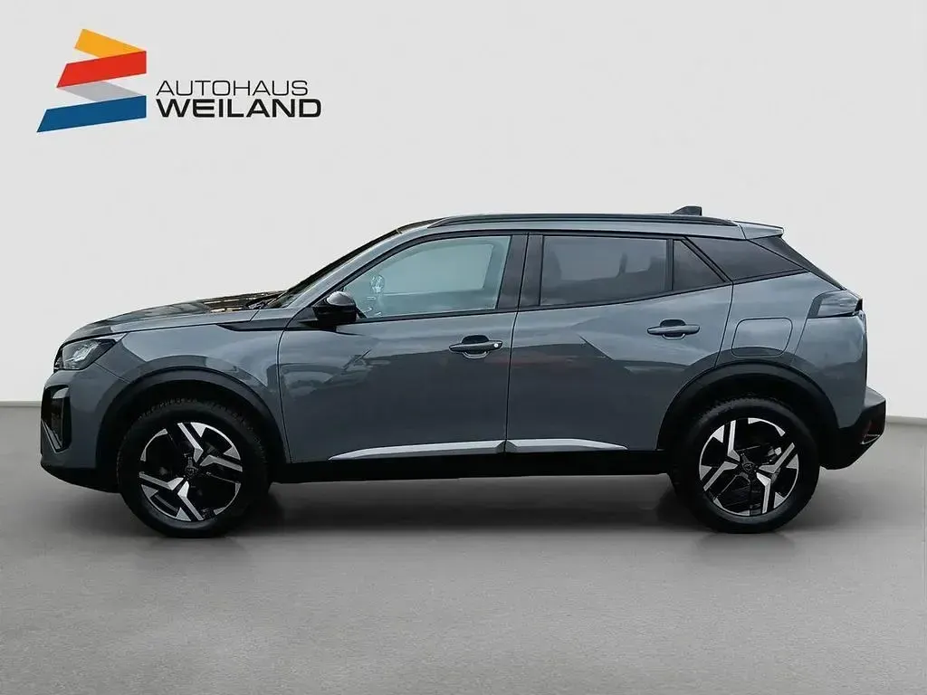 Gebraucht Peugeot 2008 Allure 131 PS (96 kW) 2024 Lackierung seleniumgrau/typ aussenverkleidung metalliclackierung SUV