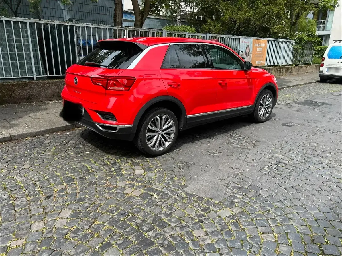 Gebraucht VW T-Roc United 150 PS (110 kW) 2020 Rot SUV