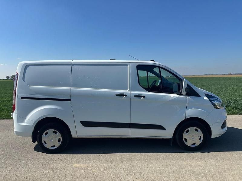Usata Ford Transit Custom 105 CV (77 kW) 2020 Bianco Monovolume