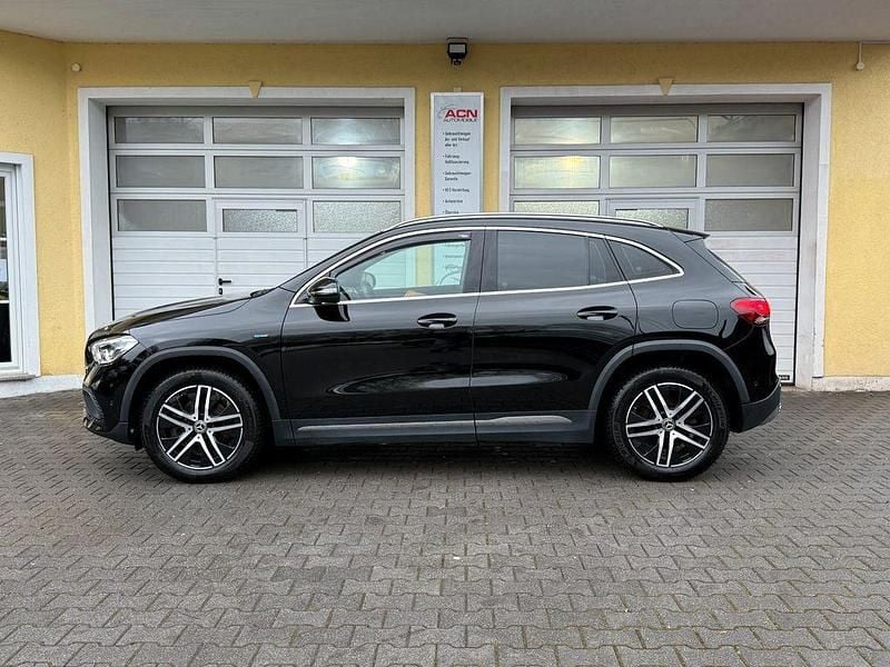 Gebraucht Mercedes GLA250 218 PS (160 kW) 2020 Schwarz SUV