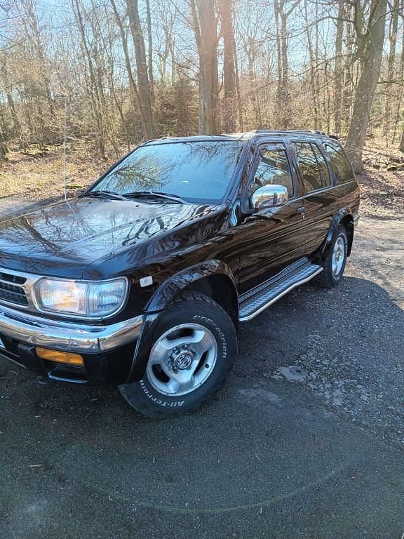 Gebraucht Nissan Pathfinder 150 PS (110 kW) 1998 Schwarz SUV