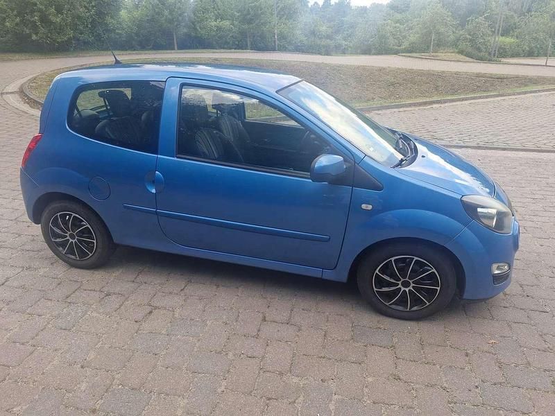 Blau Gebraucht 2012 Renault Twingo Dynamique Kleinwagen | 2.950 € (Fairer Preis) - Bild 1/4