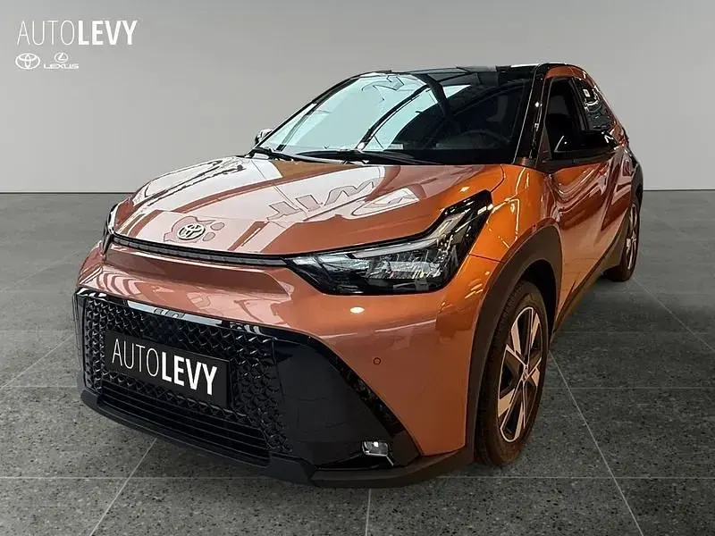 Neu Toyota Aygo X 116 PS (85 kW) 2026 Bronze SUV