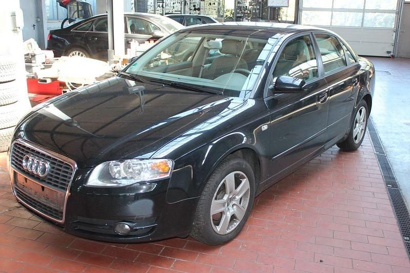 Schwarz Gebraucht 2006 Audi A4 Limousine | 999 € - Bild 1/4