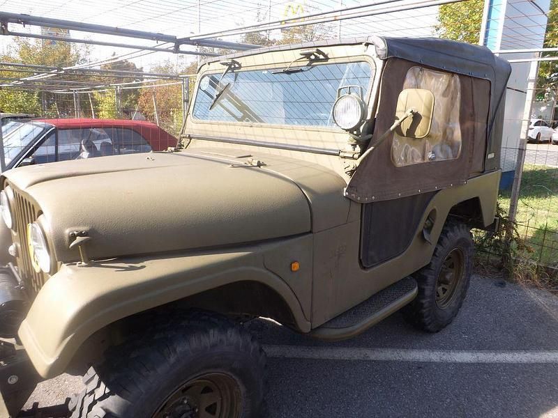 Grün Gebraucht 1960 Jeep Willys SUV | 14.986 € - Bild 1/4