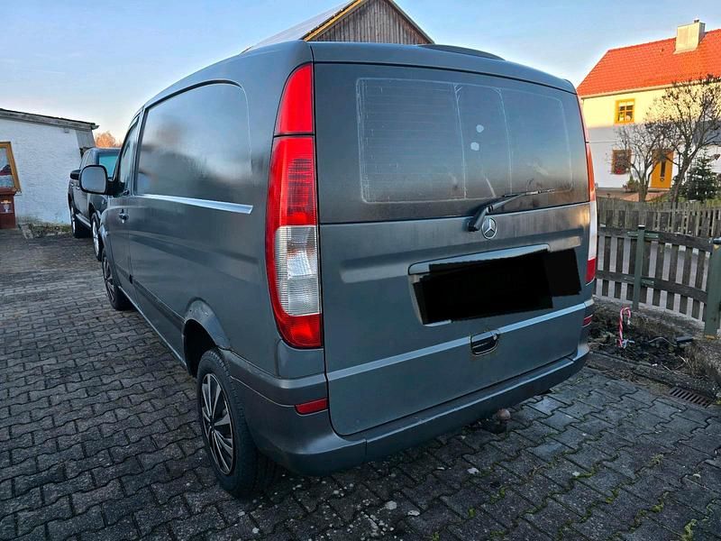 Gebraucht Mercedes Vito 95 PS (69 kW) 2007 Grau Van