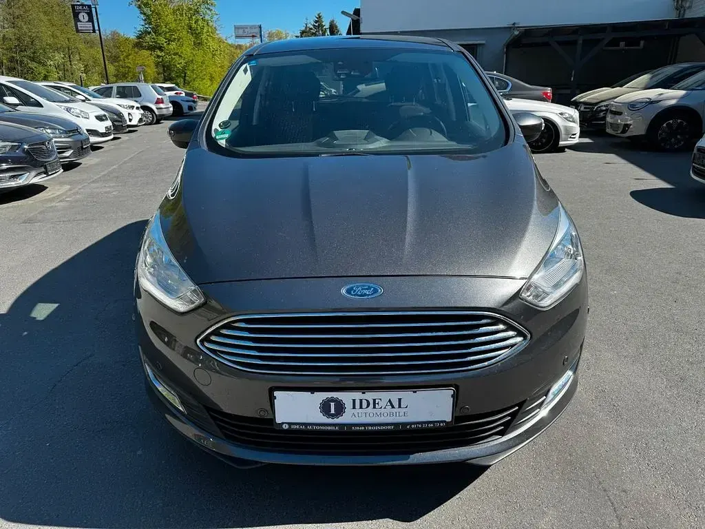 Gebraucht Ford Grand C-Max Titanium 125 PS (91 kW) 2018 Magneticgrau (metallic) Van / Kleinbus