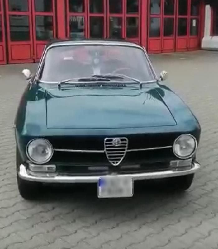 Grün Gebraucht 1972 Alfa Romeo GT Junior Coupé | 54.900 € - Bild 1/4