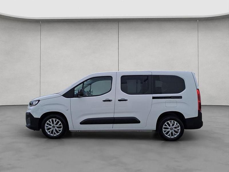 Neu Fiat Doblò 131 PS (96 kW) 2025 Weiß Van / Kleinbus