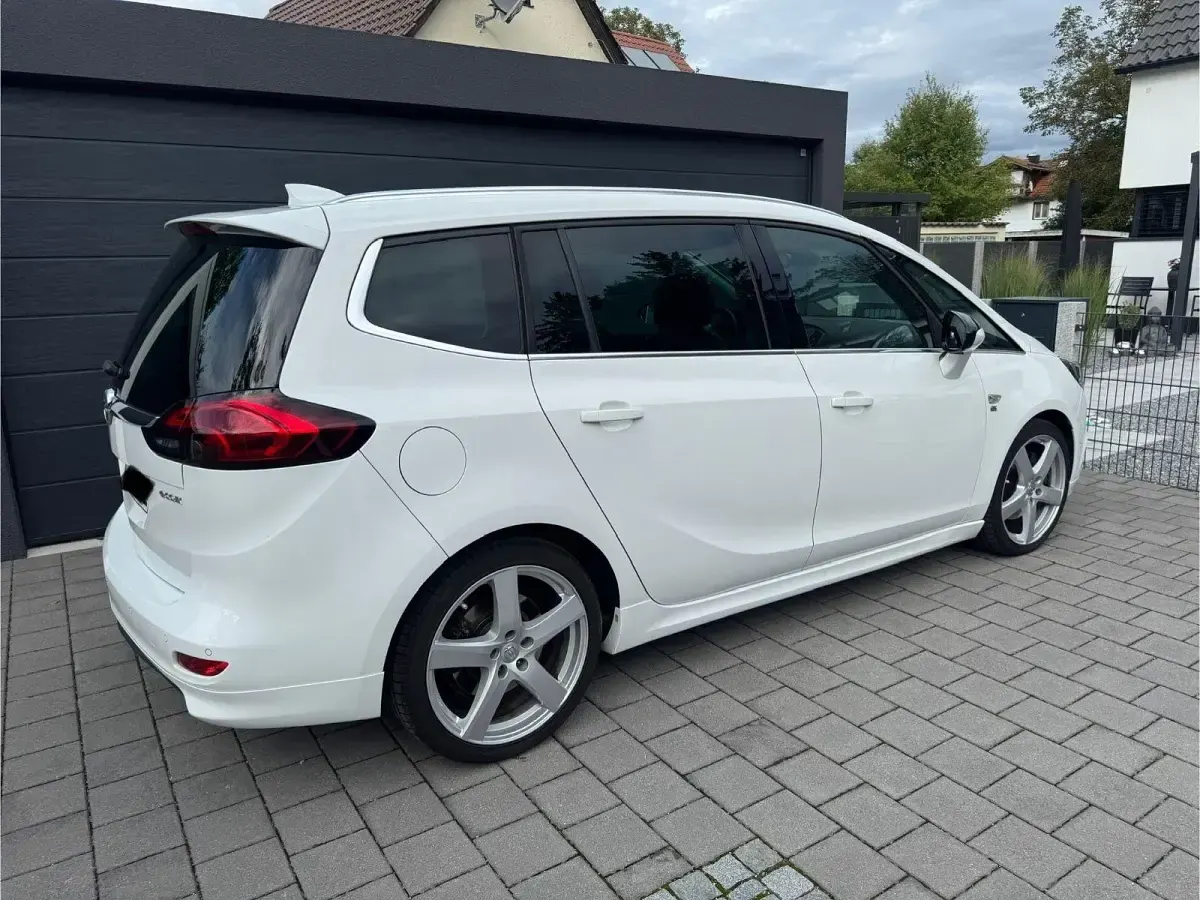 Gebraucht Opel Zafira Tourer OPC 170 PS (125 kW) 2017 Weiß Van / Kleinbus