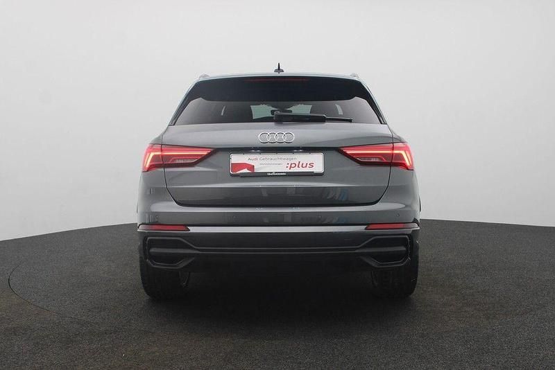 Gebraucht Audi Q3 S-Line 150 PS (110 kW) 2024 Grau SUV
