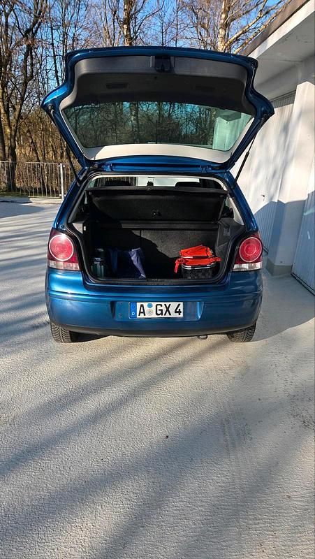 Gebraucht VW Polo 69 PS (50 kW) 2009 Blau Kleinwagen