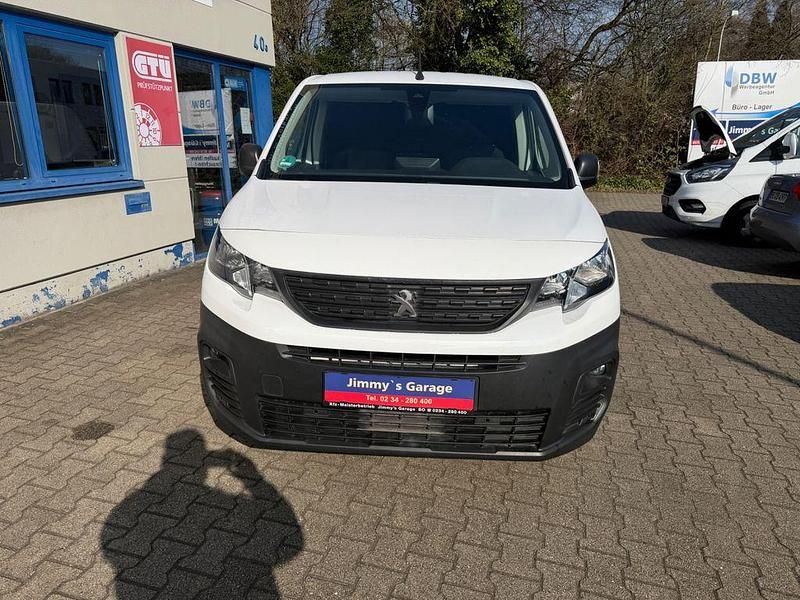 Gebraucht Peugeot Partner Premium 102 PS (75 kW) 2020 Blanc banquise Van / Kleinbus