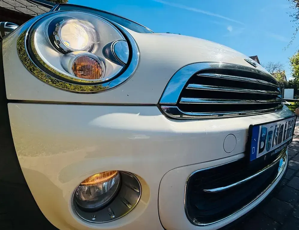 Gebraucht Mini Cooper D 111 PS (81 kW) 2012 Weiß Kleinwagen