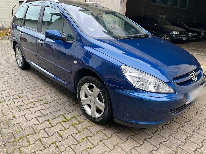 Blau Gebraucht 2003 Peugeot 307 Kombi | 2.199 € (Etwas zu teuer) - Bild 1/4