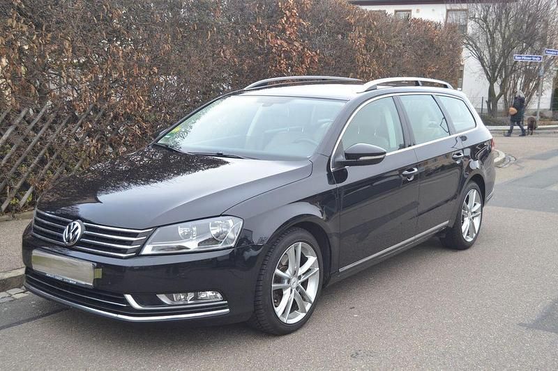 Gebraucht VW Passat Highline 177 PS (130 kW) 2013 Schwarz Kombi