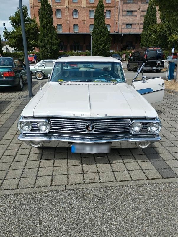 Weiß Gebraucht 1963 Buick Le Sabre Limousine | 22.000 € - Bild 1/4