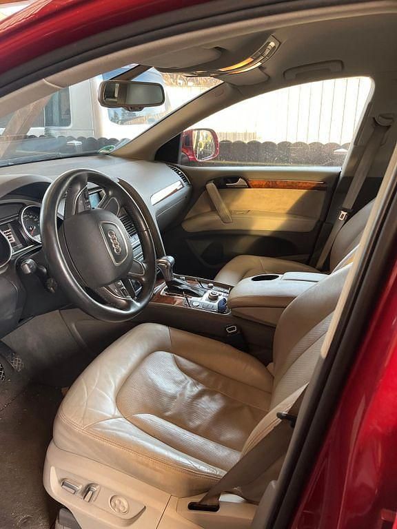 Gebraucht Audi Q7 Ambiente 245 PS (180 kW) 2014 Rot SUV