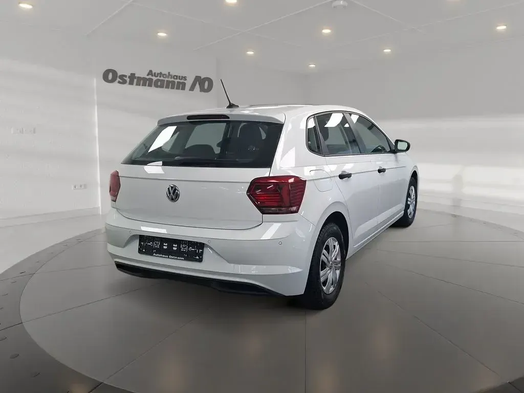Gebraucht VW Polo Trendline 80 PS (58 kW) 2019 Weiß Kleinwagen