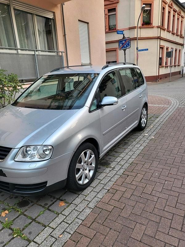 Silber Gebraucht 2003 VW Touran Van / Kleinbus | 1.199 € (Superpreis) - Bild 1/4