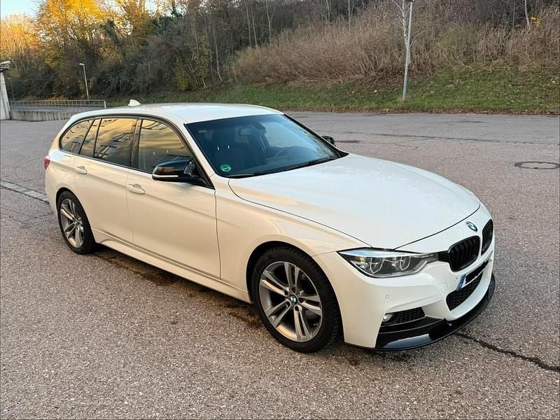 Gebraucht BMW 330 M Sport 256 PS (188 kW) 2017 Weiß Kombi