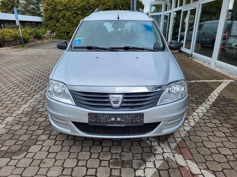 Gebraucht Dacia Logan 84 PS (61 kW) 2013 Silber Kombi