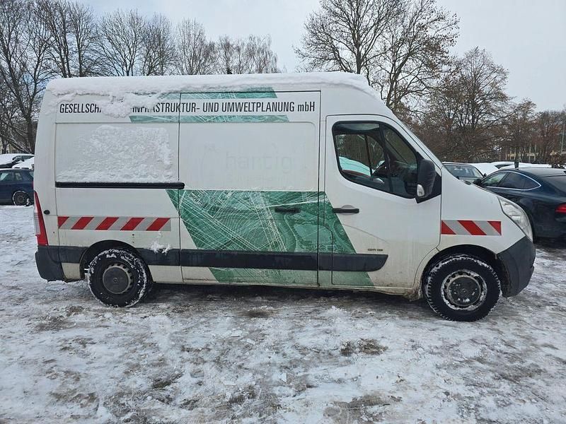 Gebraucht Opel Movano 125 PS (91 kW) 2011 Weiß Van / Kleinbus