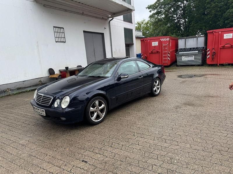 Gebraucht Mercedes CLK320 Elegance 218 PS (160 kW) 2001 Blau Coupé